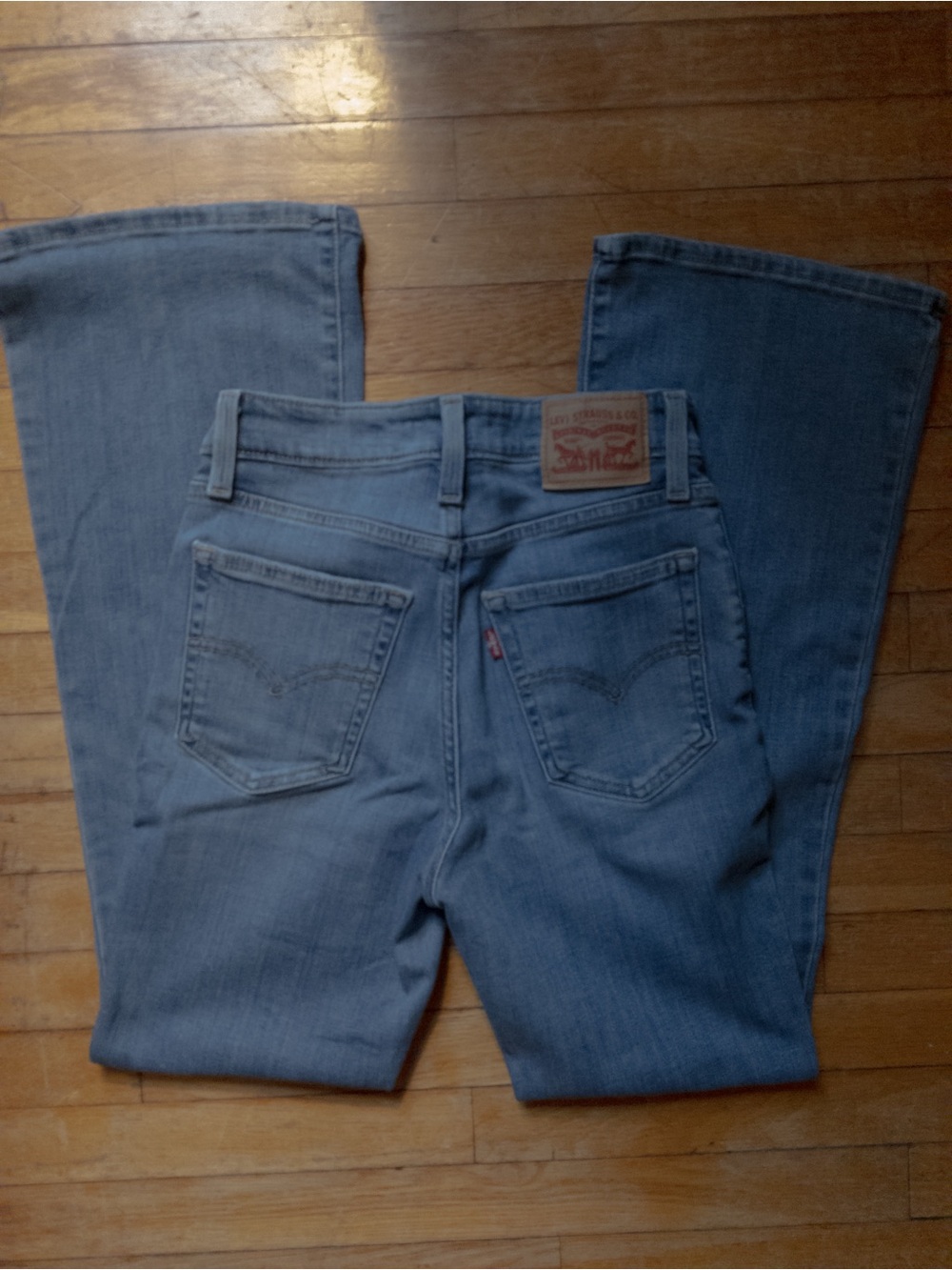 Levi's Women's Light Blue Wide Leg Jeans